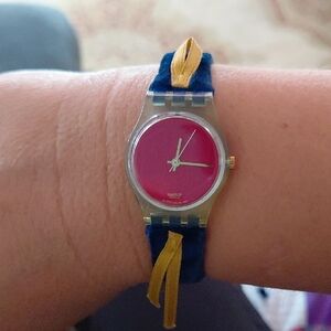 Vintage Swatch 1995 Ladies the Cord On Bleu Watch